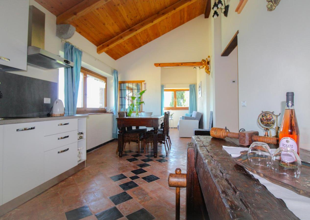 Residenza Castellum Apartment Stazzona Екстериор снимка