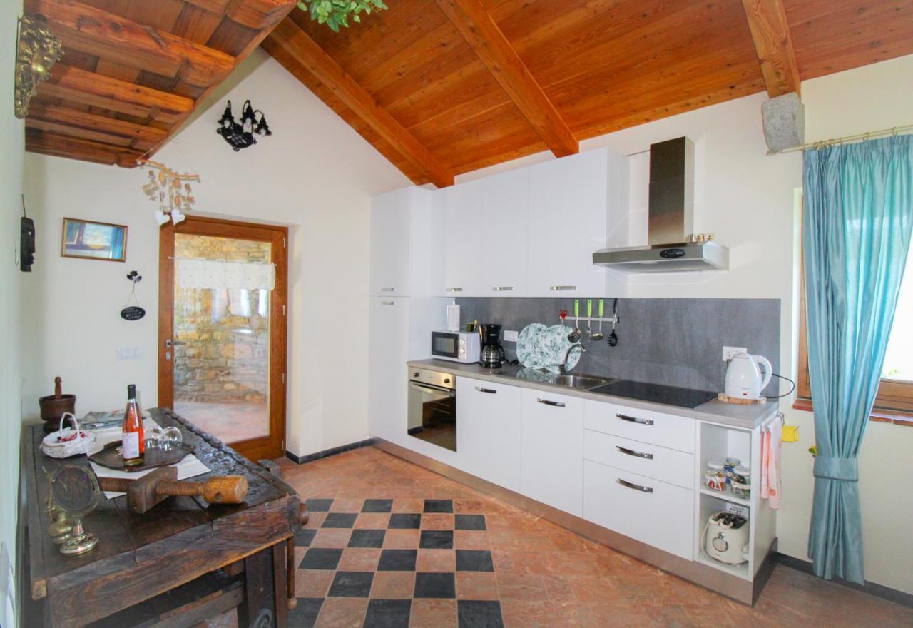 Residenza Castellum Apartment Stazzona Екстериор снимка