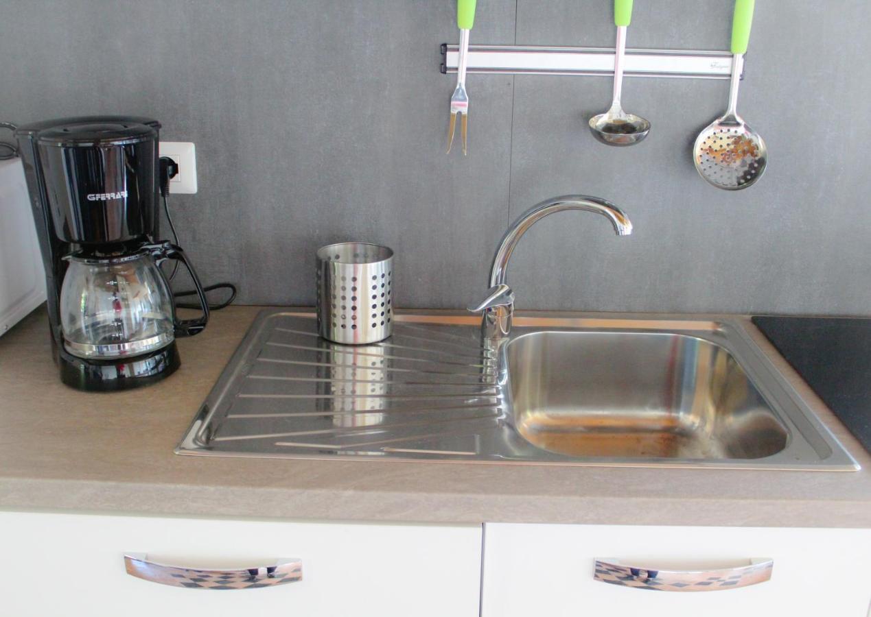 Residenza Castellum Apartment Stazzona Екстериор снимка